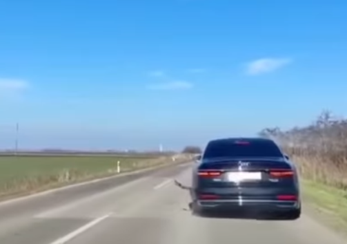 (VIDEO) Drama u Srbiji: Otpala guma sa auta dok je Vučić bio u njemu