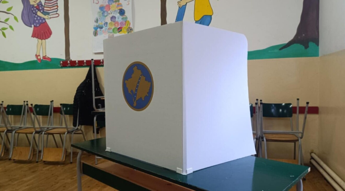 Građani Kosova biraju novu vlast: Zatvorena birališta