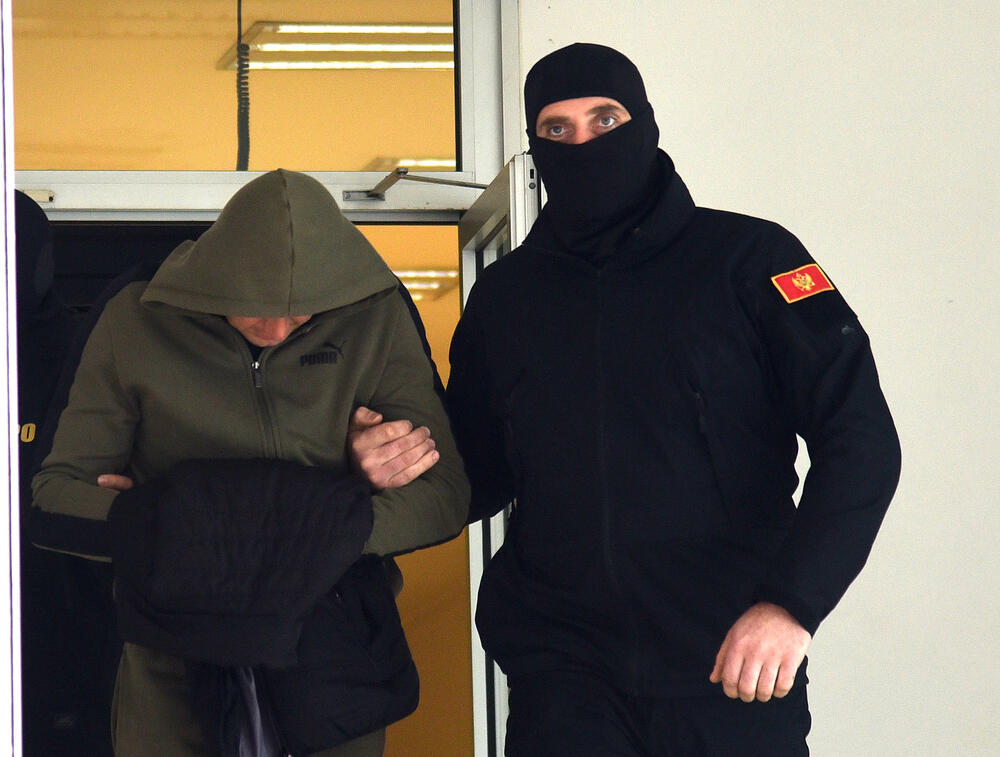 U kampu na Zlatici uhapšeni pripadnici PJP  Davor Lukačević i Dražen Vukadinović (VIDEO)