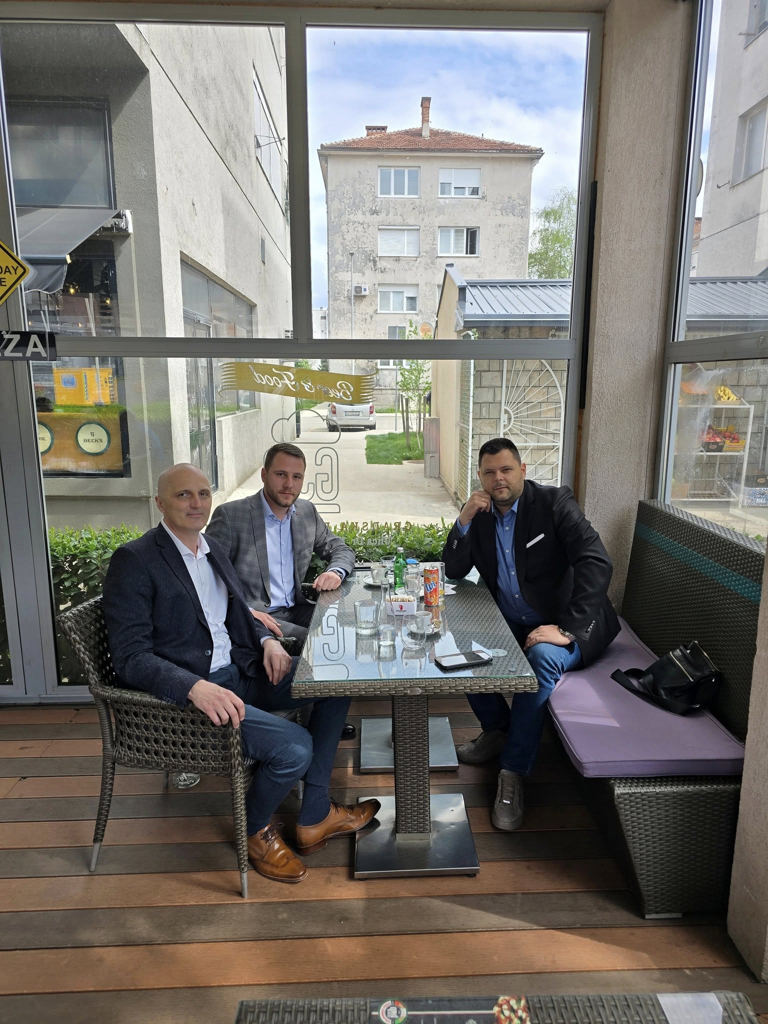 Sastali se Kovačević, Mrkić i Vuković: PES formira vlast sa DF-om u NK?