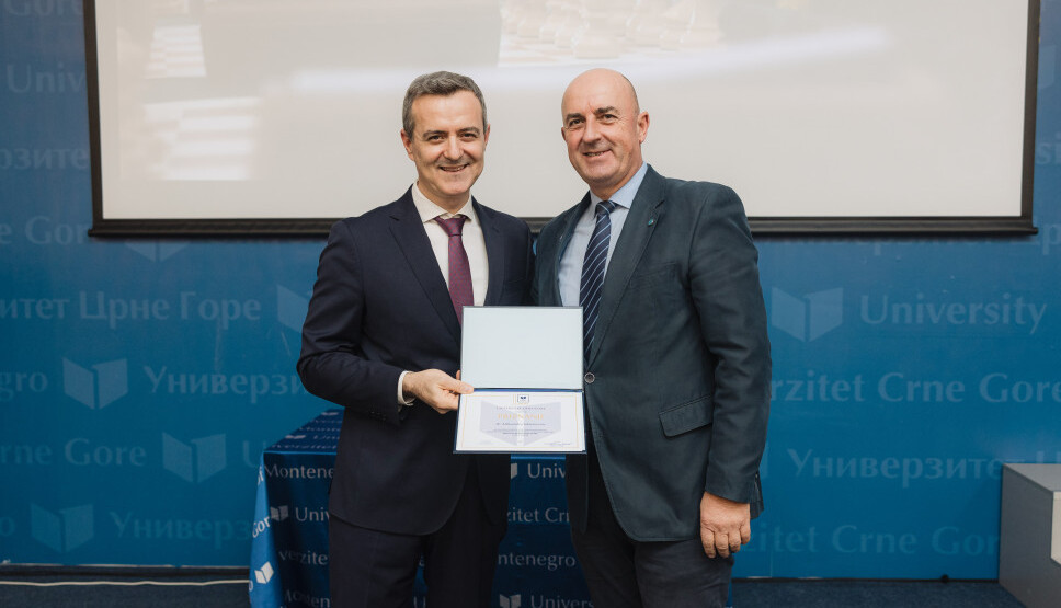 Aleksandar Joksimović dobitnik priznanja za poseban doprinos razvoju naučnoistraživačkog rada i međunarodnom pozicioniranju UCG