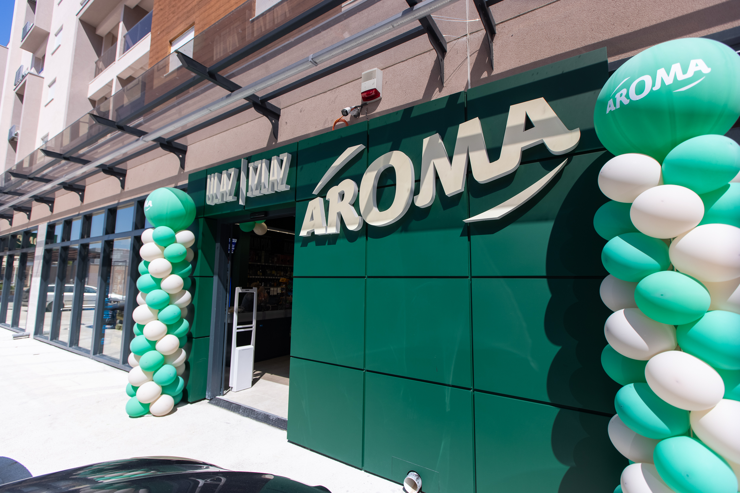 Otvoren novi Aroma market na Starom aerodromu – popusti, pokloni i sladoledi povodom otvaranja!