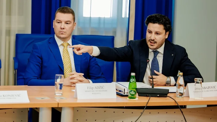 U najavi razlaz tandema Abazović-Adžić