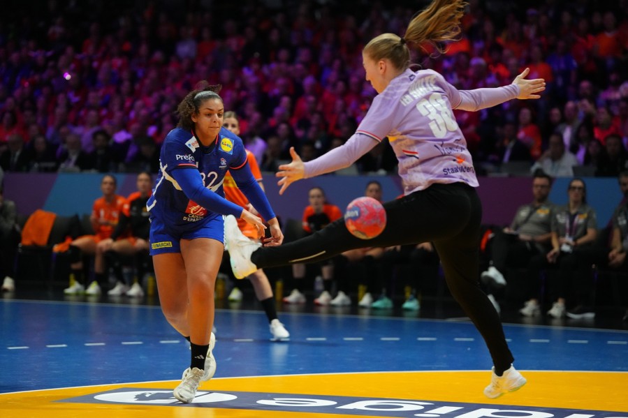 Foto: Beta/AP Photo/Peter Dejong