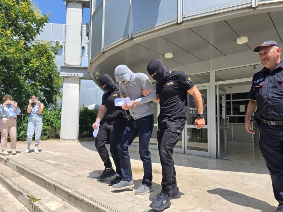 Perić ispred SPO-a (Foto: RTCG)