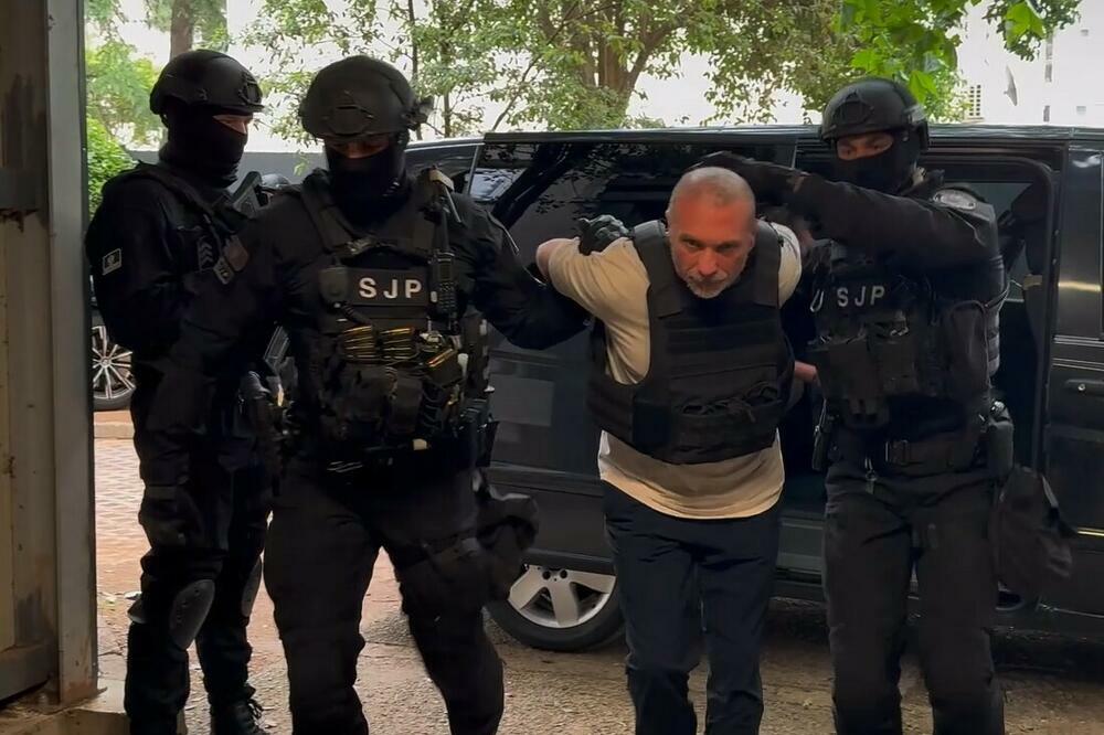 Privođenje Ivana Delića (Foto: MUP)