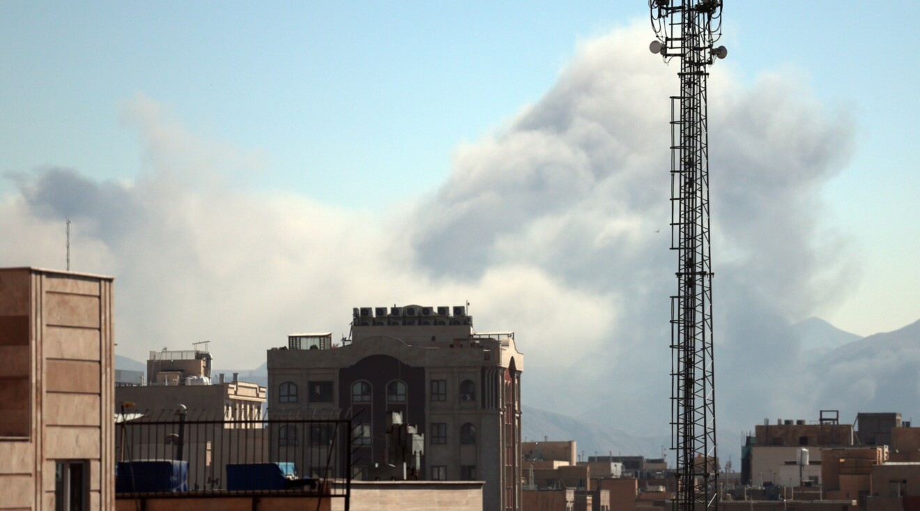 Foto: EPA/ABEDIN TAHERKENAREH
