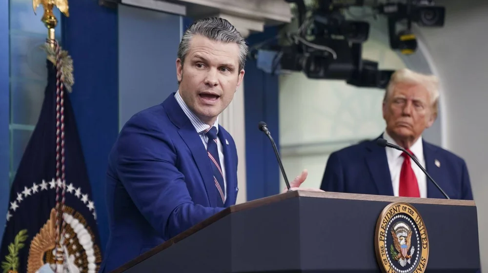 Pit Hegset i Donald Tramp, Foto: EPA/ EFE